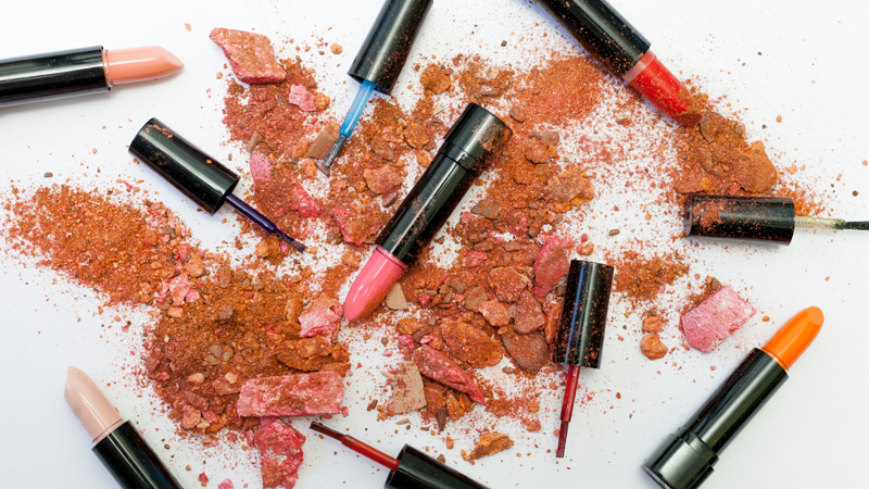 Common Preservatives Used in Cosmetics
